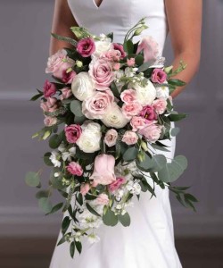 v4_brides-pink-cascade-bouquet-hs053a-22080262322.jpg